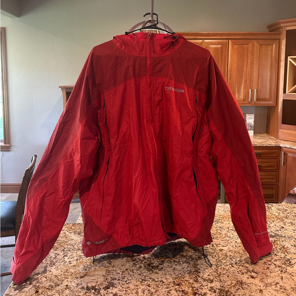 Columbia Mens Rain Jacket